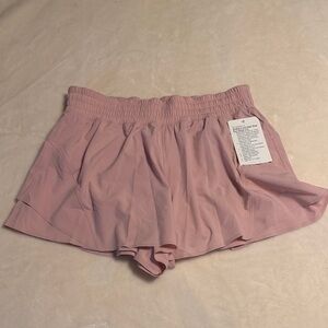 NWT Womens L Lululemon Shake It Out Shorts